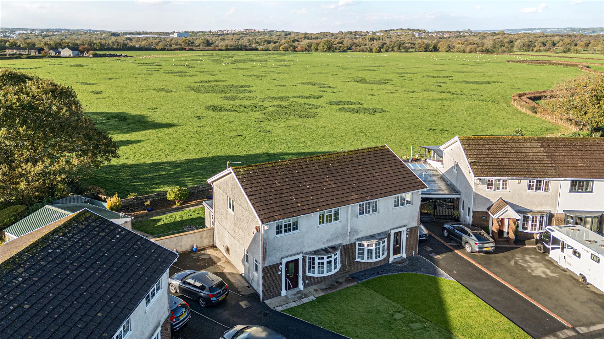 The Dell, Pontlliw, Swansea, SA4 9ET